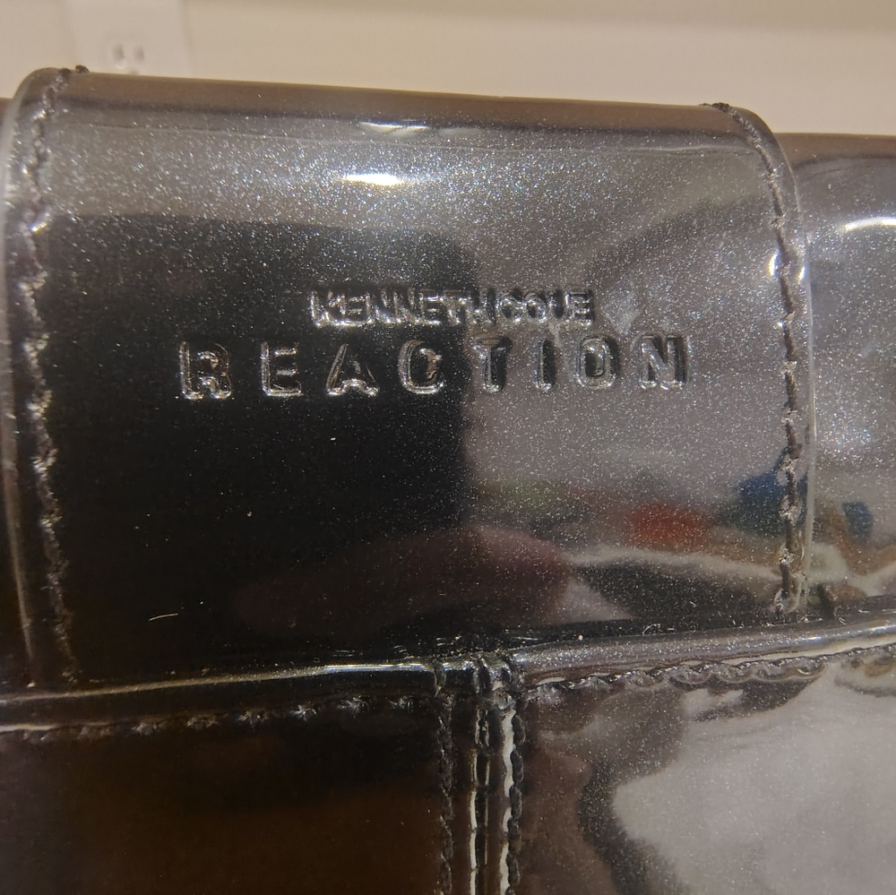 Kenneth Cole Reaction Patent Leather Shoulder Bag - Picture 3 of 9